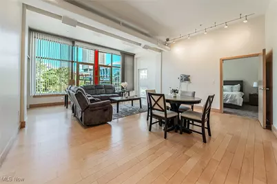 2030 Euclid Avenue #201, Loveland, OH 44115 - Photo 12