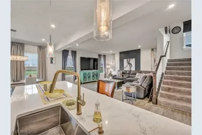 5454 Schueller Boulevard, Sheffield Village, OH 44054 - Photo 8