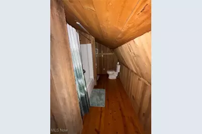 9189 E Pike, Norwich, OH 43767 - Photo 8