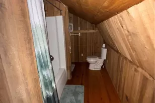 9189 E Pike, Norwich, OH 43767 - Photo 8