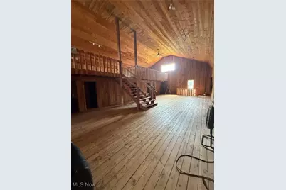 9189 E Pike, Norwich, OH 43767 - Photo 20