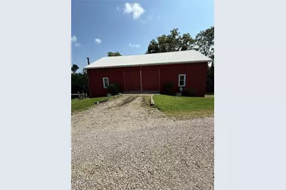 9189 E Pike, Norwich, OH 43767 - Photo 1