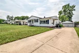 1842 Eldon Dr, Wickliffe, OH 44092 - Photo 2