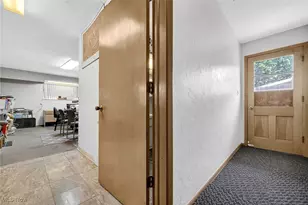 100 E Decker Dr, Green Hills, OH 44131 - Photo 22