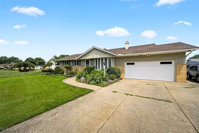100 E Decker Drive, Green Hills, OH 44131 - Photo 28