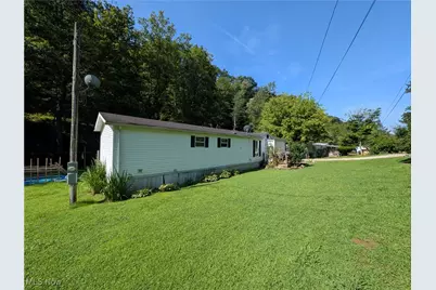 422 Sand Ridge Road, Millstone, WV 25261 - Photo 4