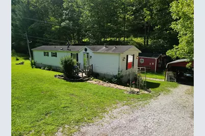 422 Sand Ridge Road, Millstone, WV 25261 - Photo 2