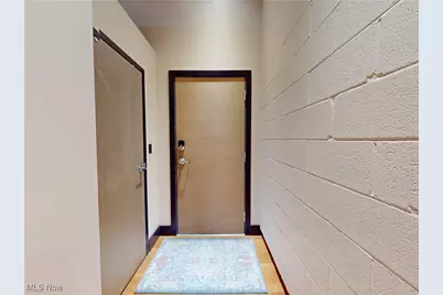 1260 W 4th Street #402, Loveland, OH 44113 - Photo 8