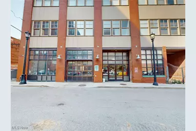 1260 W 4th Street #402, Loveland, OH 44113 - Photo 1