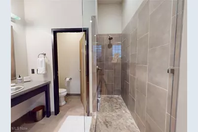 1260 W 4th Street #402, Loveland, OH 44113 - Photo 24