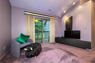 3811 Northwoods Ct NE, Warren, OH 44483 - Photo 8