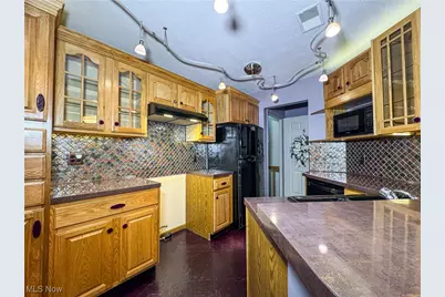 3811 Northwoods Court NE, Warren, OH 44483 - Photo 10