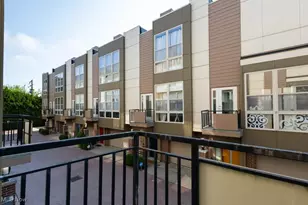 12581 Larchmere Blvd, Loveland, OH 44120 - Photo 32