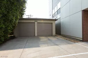 12581 Larchmere Blvd, Loveland, OH 44120 - Photo 40