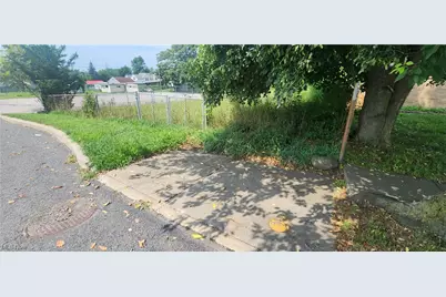 Grand Division Avenue, Loveland, OH 44125 - Photo 6