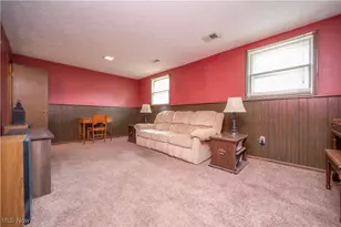 2211 Penny Ln, Austintown, OH 44515 - Photo 30
