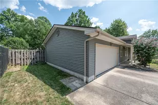 2211 Penny Ln, Austintown, OH 44515 - Photo 44