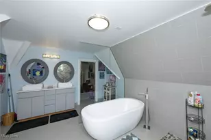 206 21st St NW, Canton, OH 44709 - Photo 34