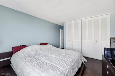 12520 Edgewater Drive #1608, Oakwood, OH 44107 - Photo 2