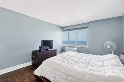 12520 Edgewater Drive #1608, Oakwood, OH 44107 - Photo 4