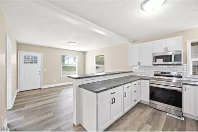 1517 16th Street NE, Canton, OH 44705 - Photo 8