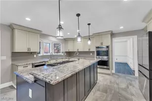 6560 Queens Way, North Royalton, OH 44133 - Photo 10