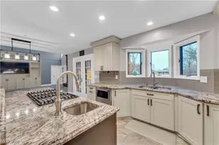 6560 Queens Way, North Royalton, OH 44133 - Photo 12