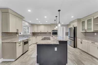 6560 Queens Way, North Royalton, OH 44133 - Photo 6