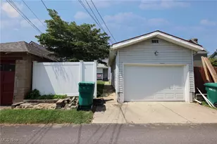 908 Phoenix Ave, Chester, WV 26034 - Photo 38