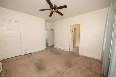 908 Phoenix Avenue, Chester, WV 26034 - Photo 14