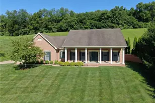 241 Fairway Dr, Millersburg, OH 44654 - Photo 1