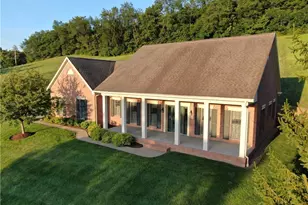 241 Fairway Dr, Millersburg, OH 44654 - Photo 4