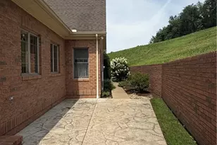 241 Fairway Dr, Millersburg, OH 44654 - Photo 42