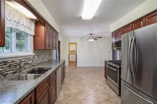 43304 Dellefield Rd, Elyria, OH 44035 - Photo 14