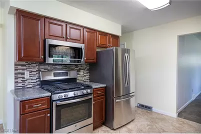 43304 Dellefield Road, Elyria, OH 44035 - Photo 12