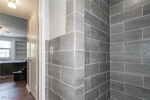 13800 Fairhill Rd, Huber Heights, OH 44120 - Photo 18