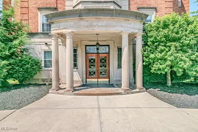 13800 Fairhill Road #419, Huber Heights, OH 44120 - Photo 2