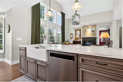 39489 Tudor Drive, Willoughby, OH 44094 - Photo 12