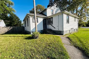 13401 Rugby Rd, Loveland, OH 44110 - Photo 2