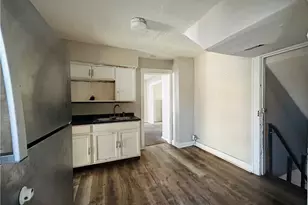 13401 Rugby Rd, Loveland, OH 44110 - Photo 12