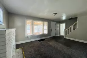 13401 Rugby Rd, Loveland, OH 44110 - Photo 6