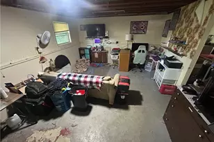 9008 Wil Verne Dr, Windham, OH 44288 - Photo 6