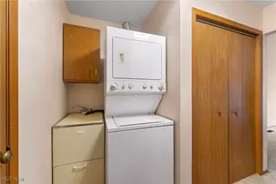 1707 Westhampton Dr, Austintown, OH 44515 - Photo 22