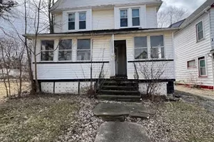 9618 Raymond Ave, Loveland, OH 44104 - Photo 1