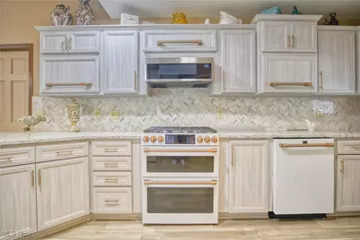 7017 Kirk Road, Canfield, OH 44406 - Photo 8