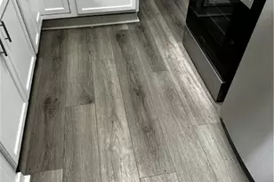 1103 Sawyer Ave, Akron, OH 44310 - Photo 6