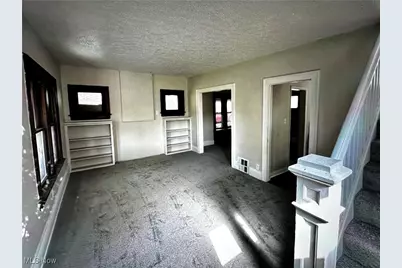 1103 Sawyer Avenue, Akron, OH 44310 - Photo 28