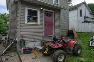 814 Milner St, Alliance, OH 44601 - Photo 2