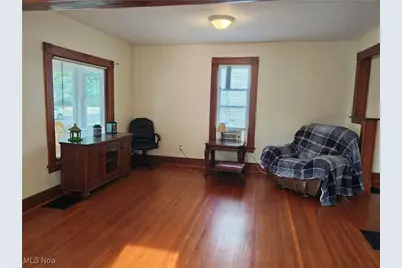 914 W 50th Street, Ashtabula, OH 44004 - Photo 10