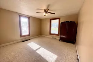 55500 National Rd, Bridgeport, OH 43912 - Photo 10